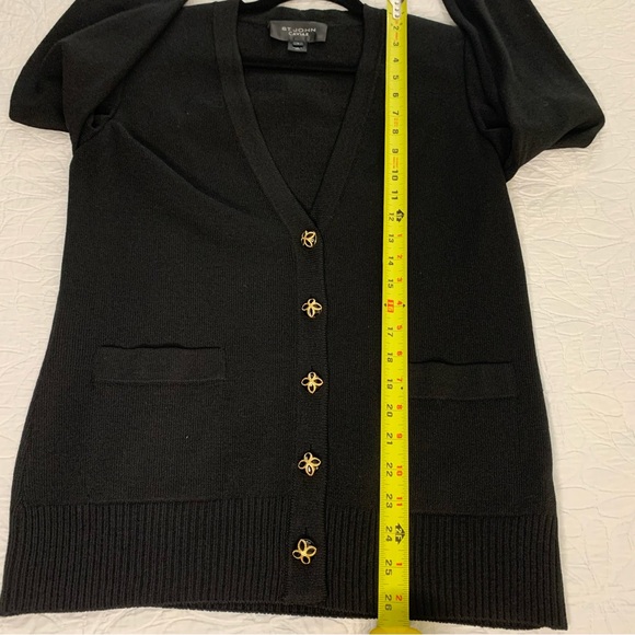 St. John Caviar Small Black Sleeve, V-Neck Cardigan, Lightweight Wool Blend. - Picture 8 of 8